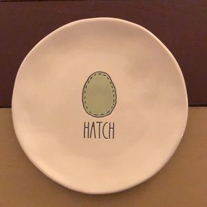 Rae Dunn HATCH 8” Plate